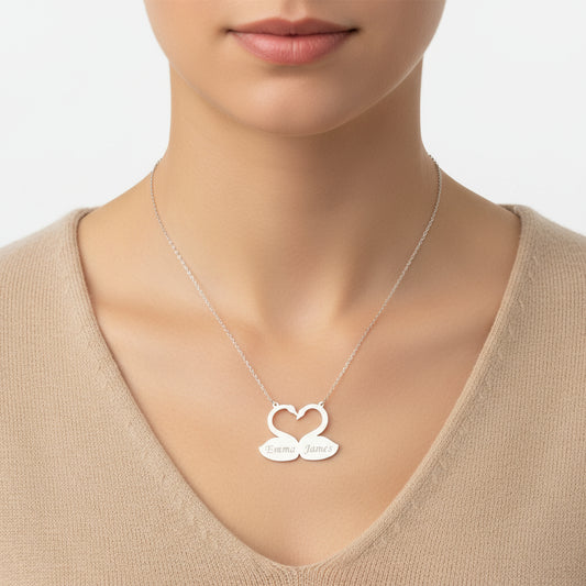 Silberne Halskette mit Anhänger „Loving Swans“