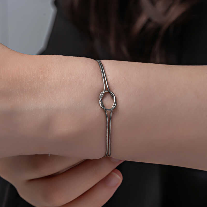 Love Knot Women's Silver Bracelet