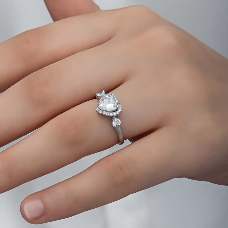 White Stone Heart Women's Silver Ring