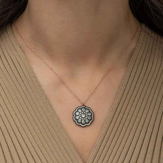 Flower Pattern Diamond Setting Women's Silver Pendant