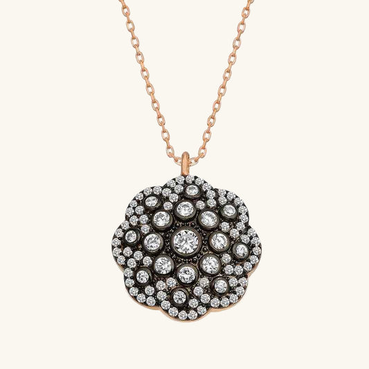 Flower Pattern Diamond Setting Women's Silver Necklace
