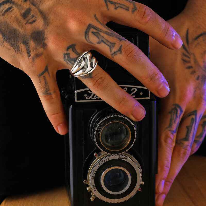 Patterned Men's Silver Ring