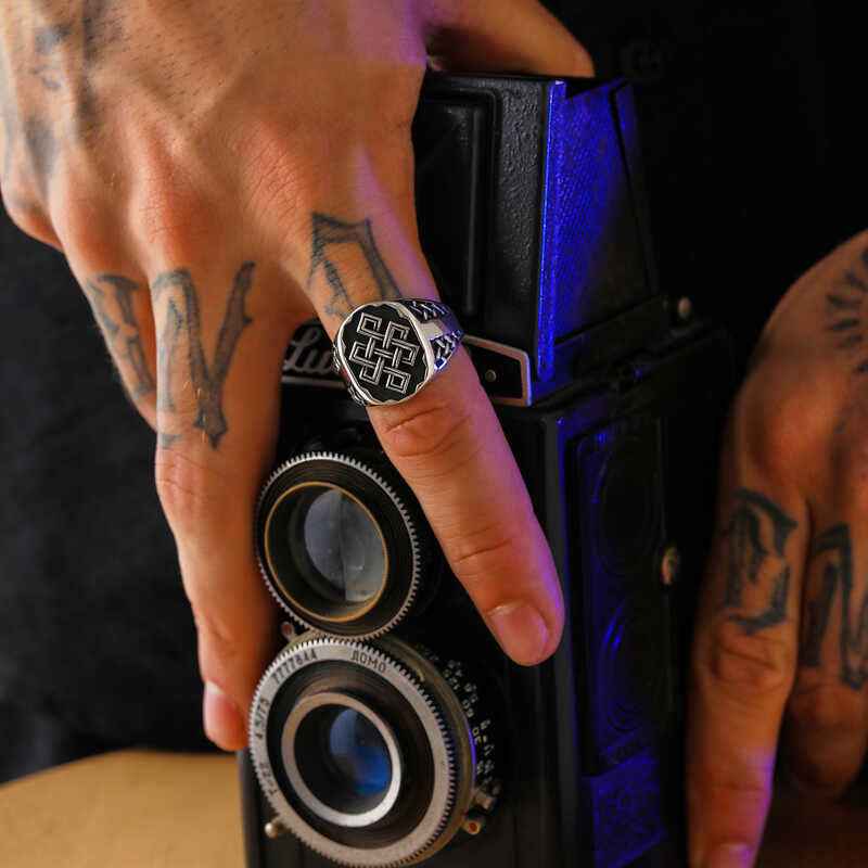Patterned Men's Silver Ring