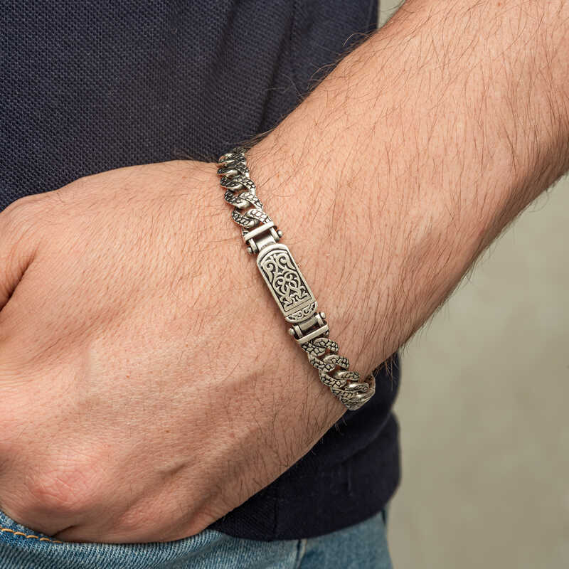 Handcrafted Knit Gourmet Men's Silver Bracelet