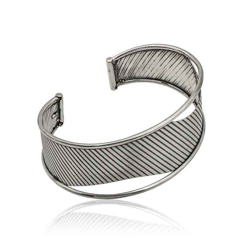 Antiqued Pattern Women's Silver Bracelet