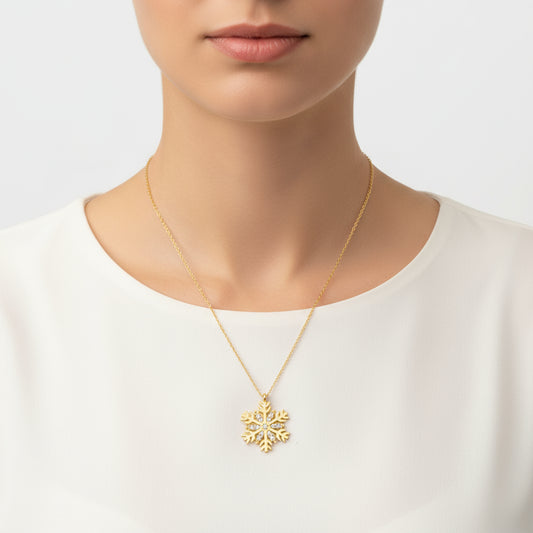 Collier en argent plaqué or pour femme avec flocon de neige