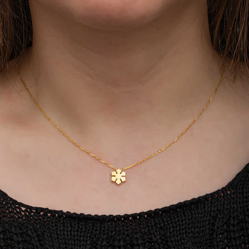 Collier en argent plaqué or pour femme avec flocon de neige minimaliste