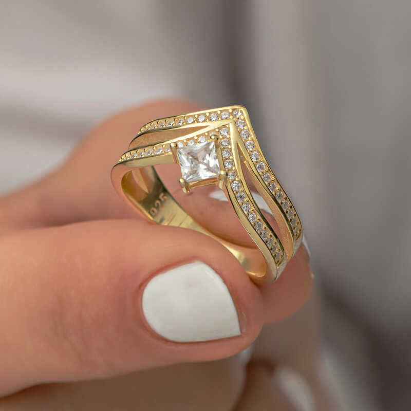 Gold Plated Single Stone Women's Silver Ring