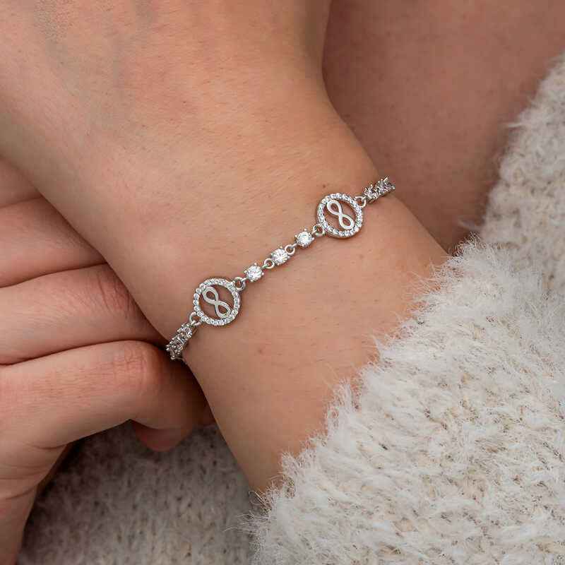 Infinity Inside Circle Women's Silver Bracelet
