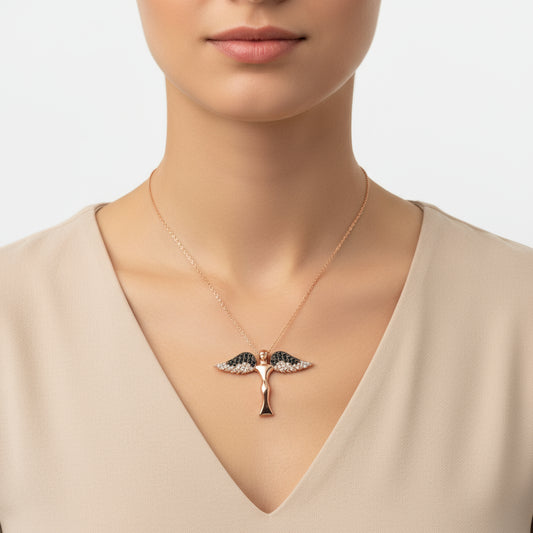 Collier en argent avec ange ailé