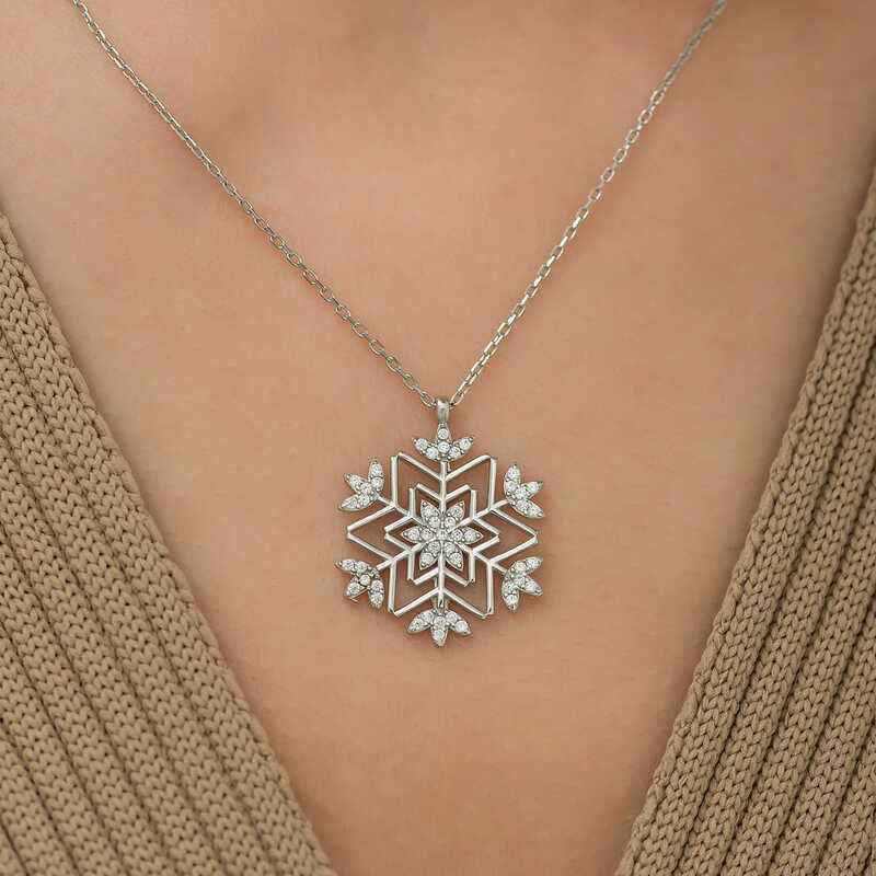 Snowflake Silver Pendant