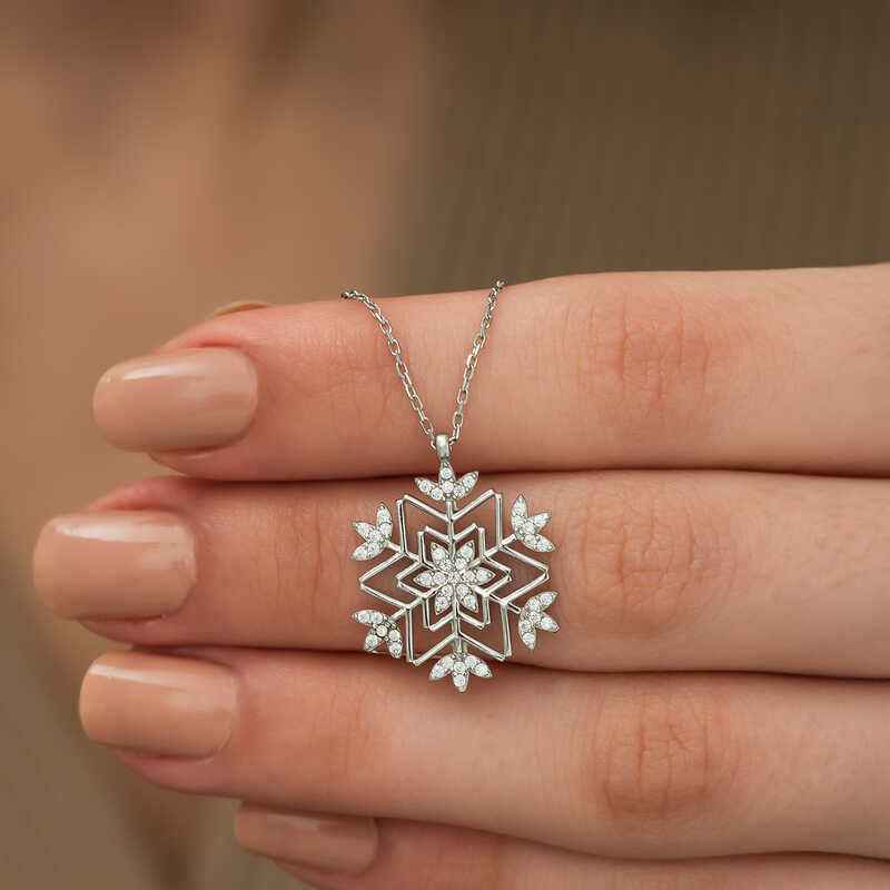 Snowflake Silver Pendant