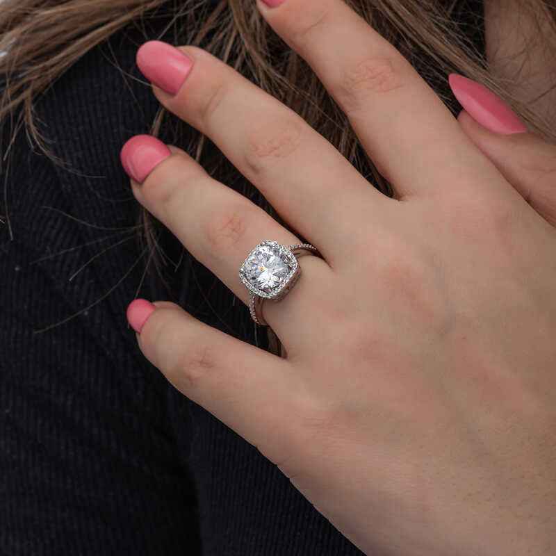 Square Setting Single Stone Women's Silver Ring