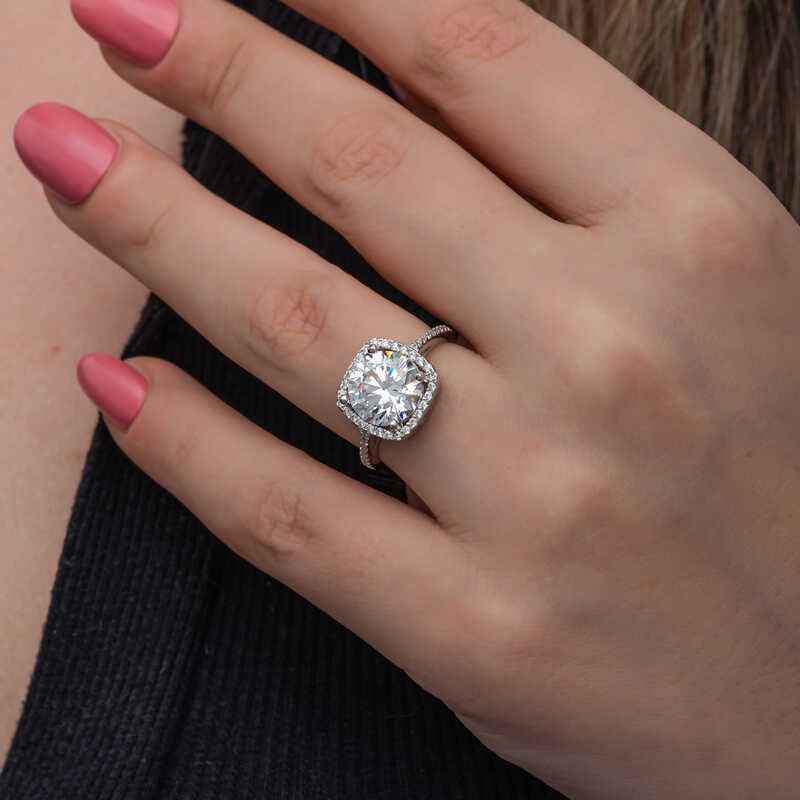 Square Setting Single Stone Women's Silver Ring