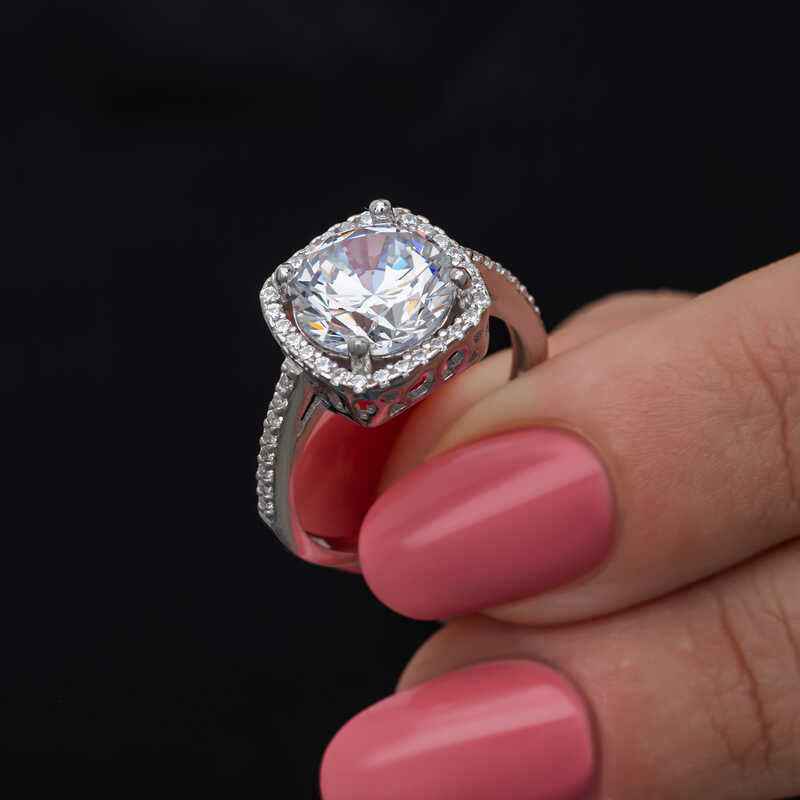 Square Setting Single Stone Women's Silver Ring