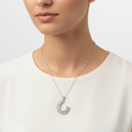 Collier en argent pour femme avec pierre marquise