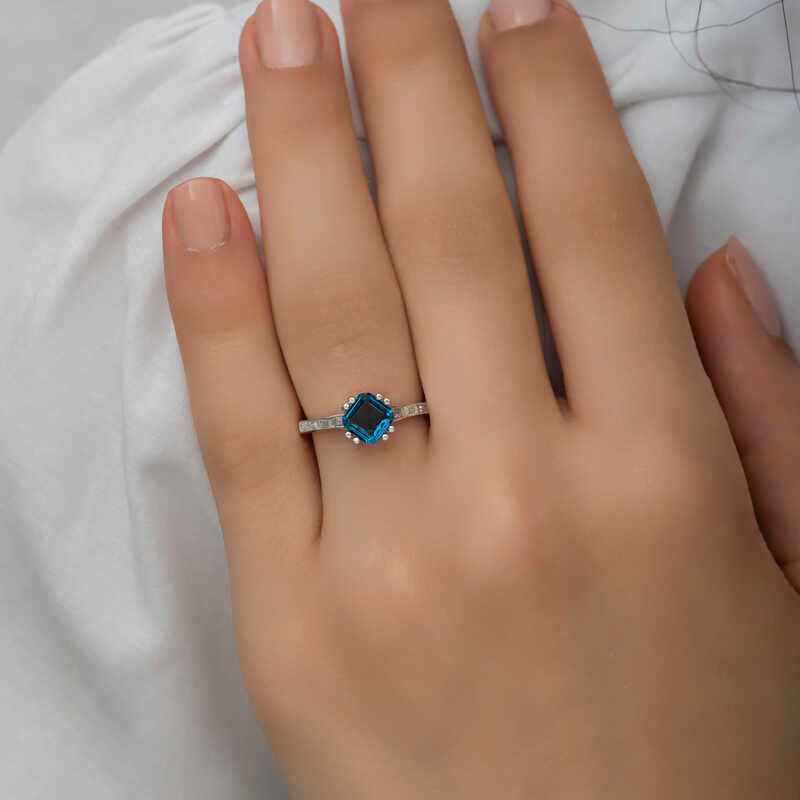 Blue Baguette Single Stone Women's Silver Ring
