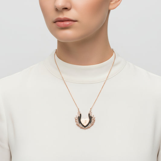 Collier en argent pour femme avec ange ailé en cœur