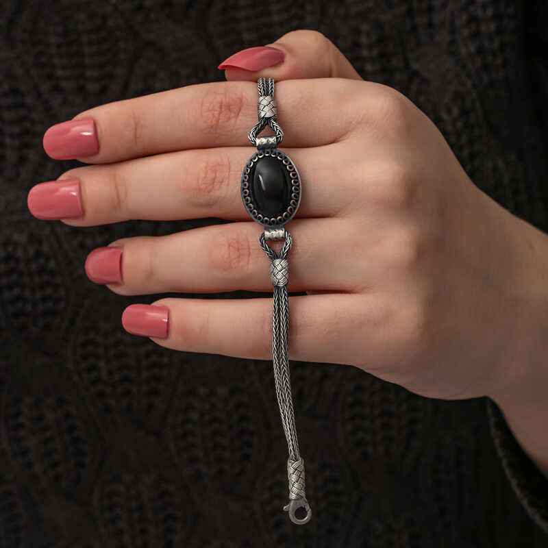 Onyx Stone Kazaziye Silver Bracelet