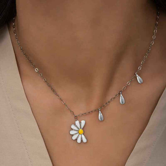 Rhodium-Plated Daisy "He Loves Me, He Loves Me Not" Women's Silver Necklace