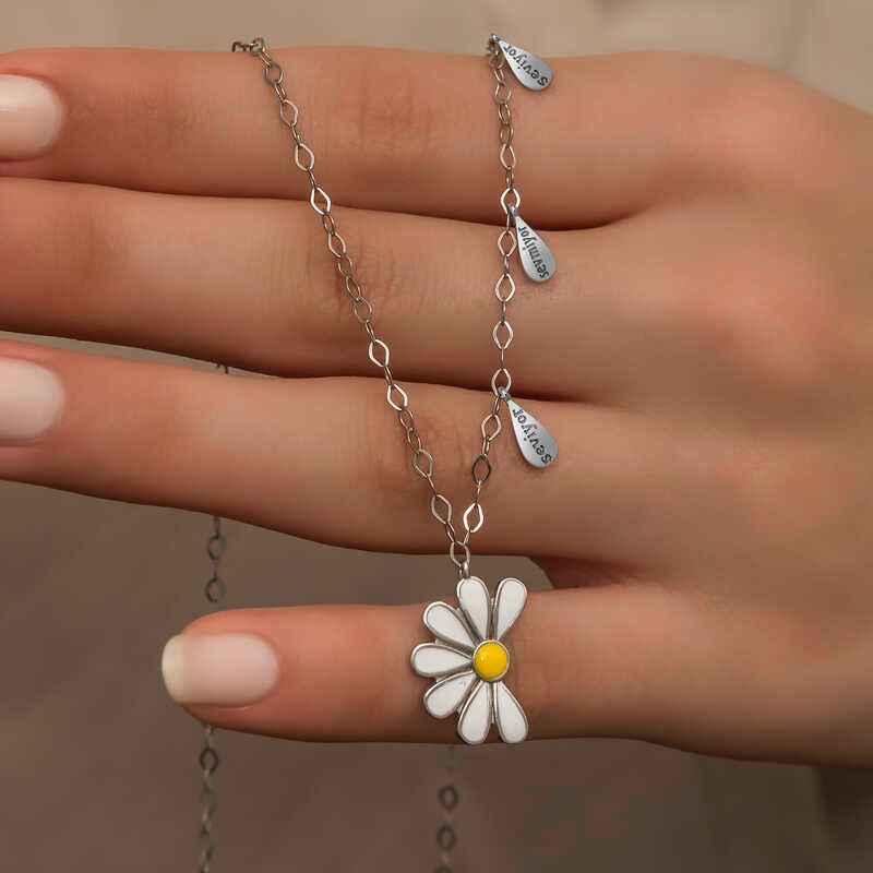 Rhodium-Plated Daisy "He Loves Me, He Loves Me Not" Women's Silver Necklace