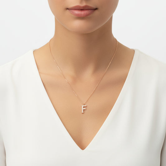 Rosévergoldete Damen-Silberkette mit Buchstaben F