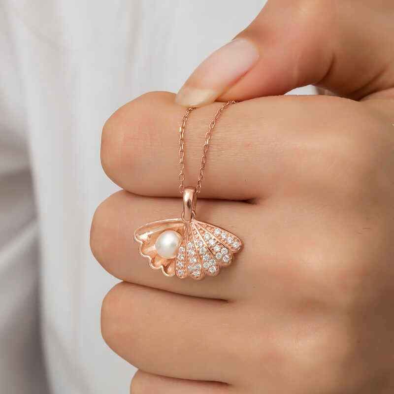 Pearl Oyster Women's Rose Plated Silver Necklace