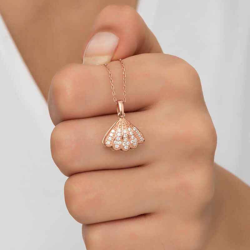 Pearl Oyster Women's Rose Plated Silver Necklace