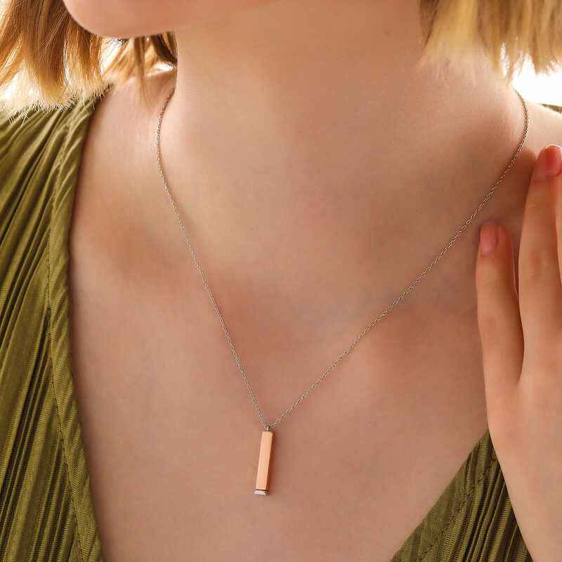 Nameable Bar Women's Silver Pendant Necklace