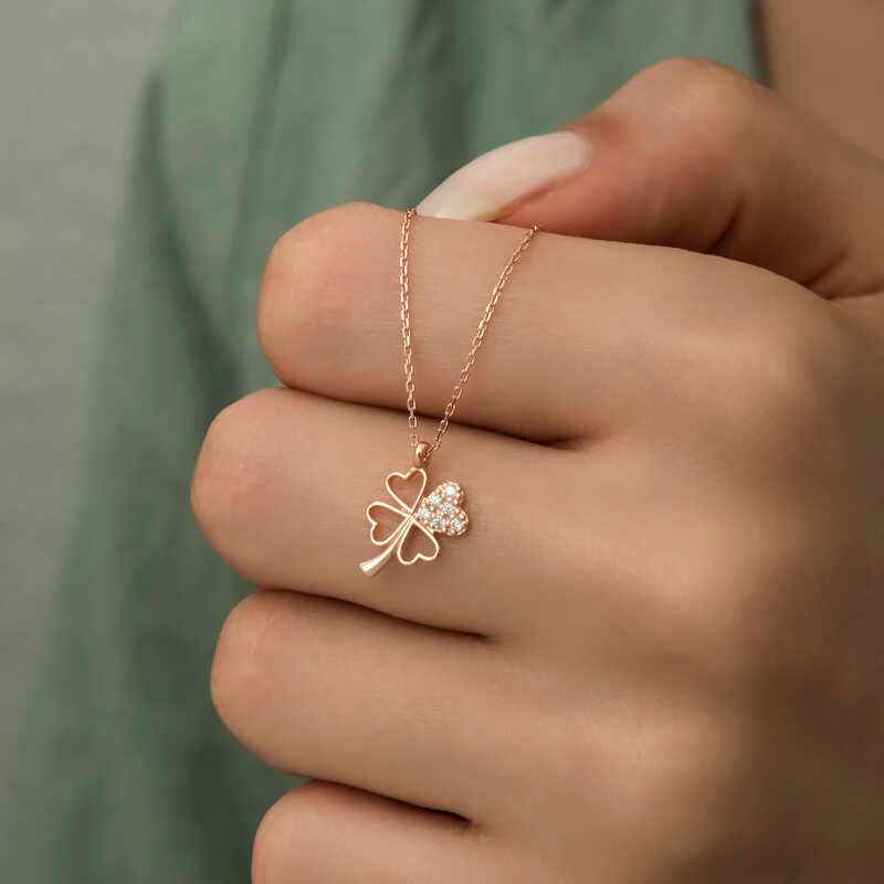 Rose Heart Four-Leaf Clover Women's Silver Necklace