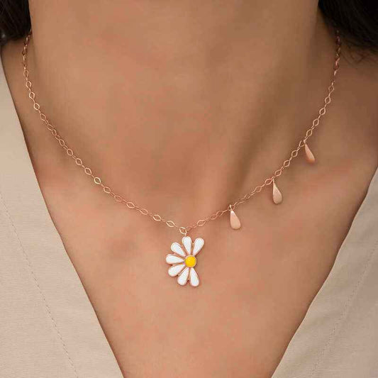 Rose Plated Daisy "He Loves Me, He Loves Me Not" Women's Silver Necklace