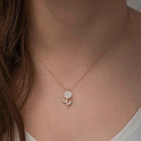 Rose Plated Mother-of-Pearl Flower Silver Necklace