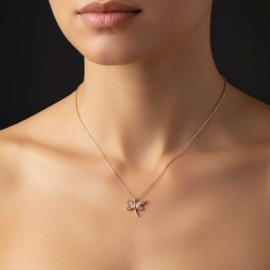 Rosévergoldete Libellen-Halskette für Damen aus Silber
