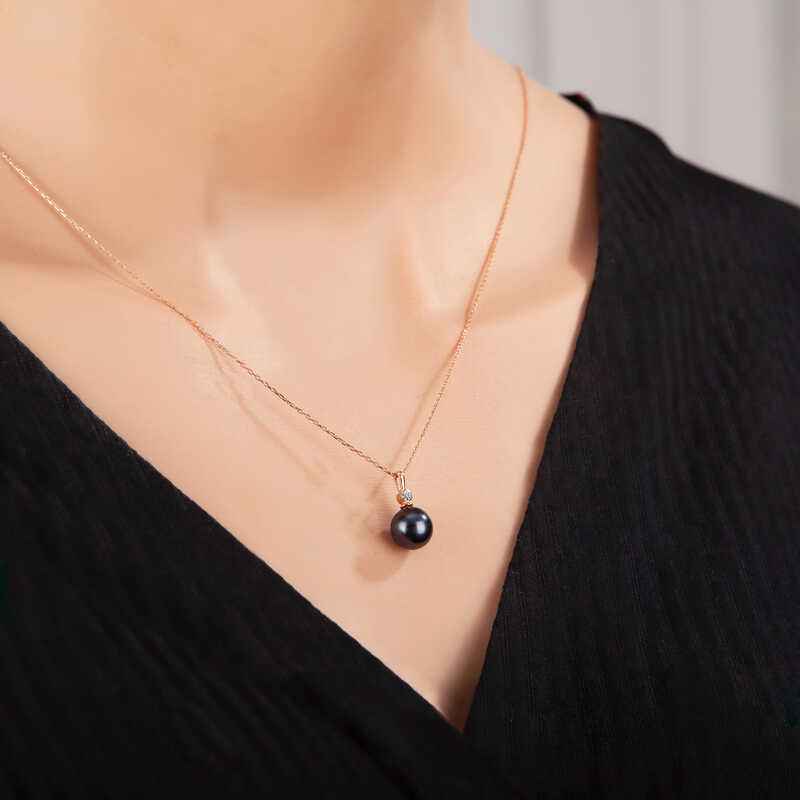 Round Pearl Rose Plated Women's Silver Necklace