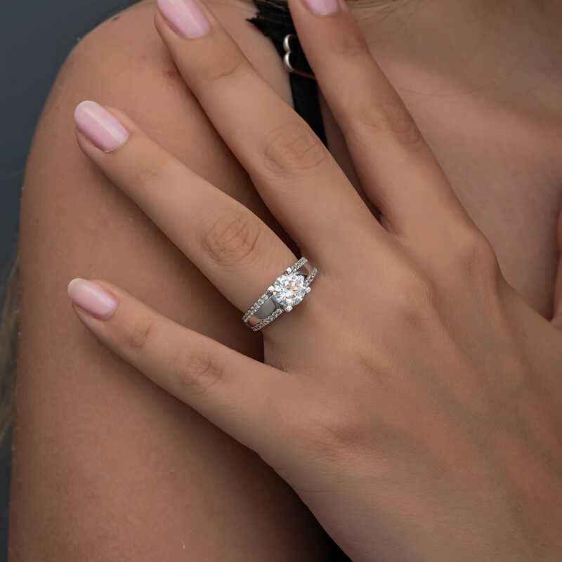 Single Stone Women's Silver Ring