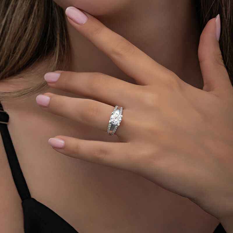 Single Stone Women's Silver Ring