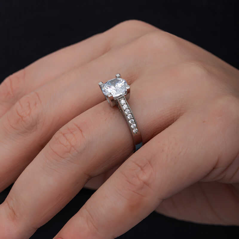 Single Stone Women's Silver Ring