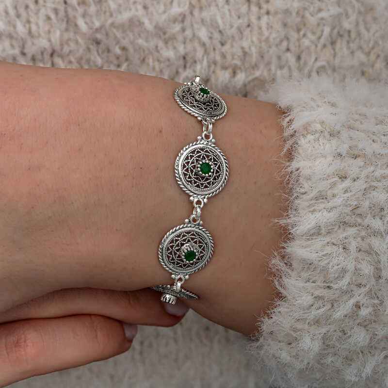 Filigree Emerald Stone Women's Silver Bracelet