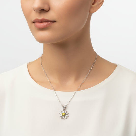 Collier en argent pour femme avec fleur en pierre trapèze