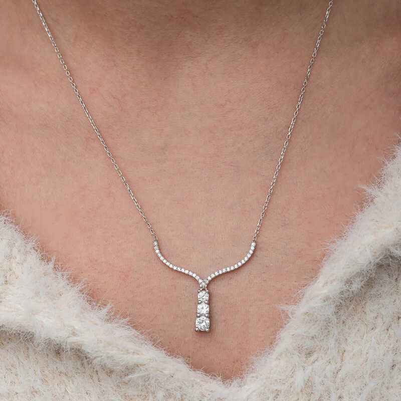 Three Stone V Model Women's Silver Pendant