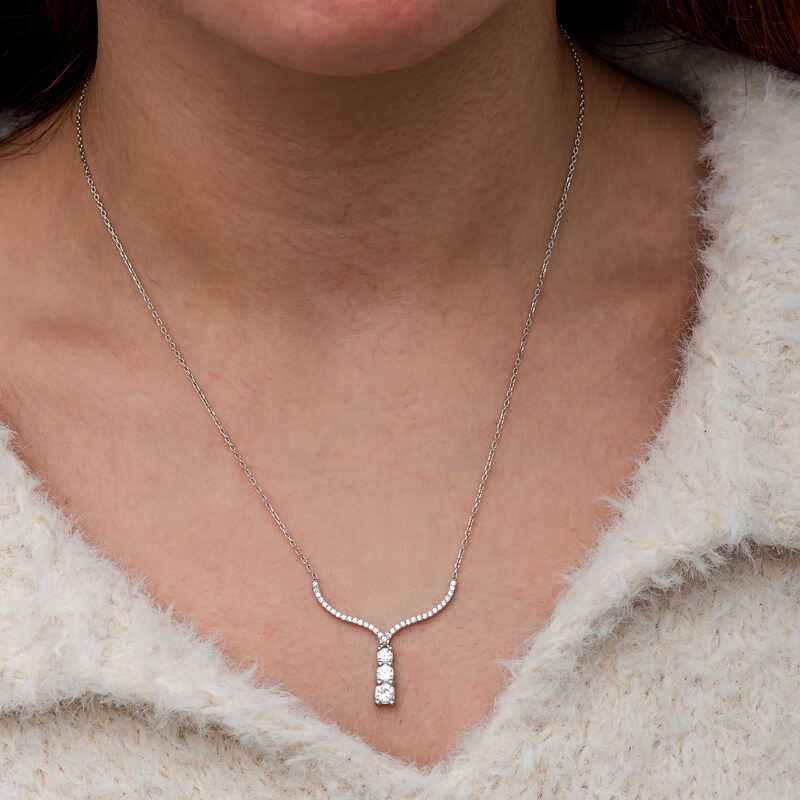 Three Stone V Model Women's Silver Pendant