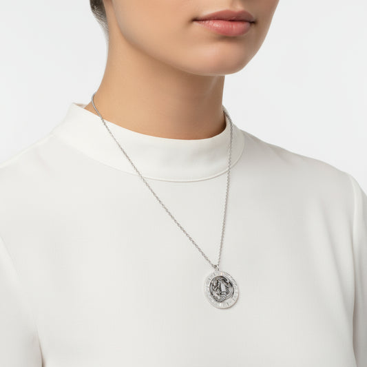 Collier en argent avec signe du zodiaque Cancer
