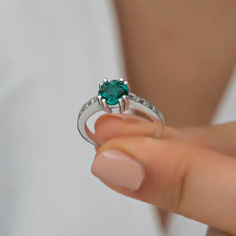 Green Baguette Single Stone Women's Silver Ring