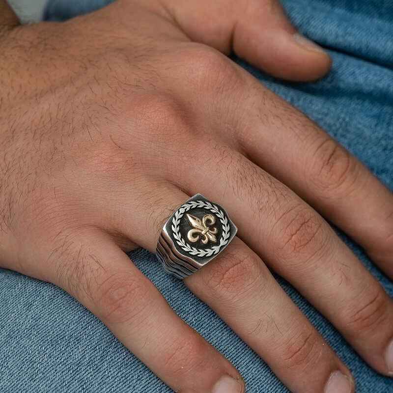 Lily Flower Pattern Men's Silver Ring