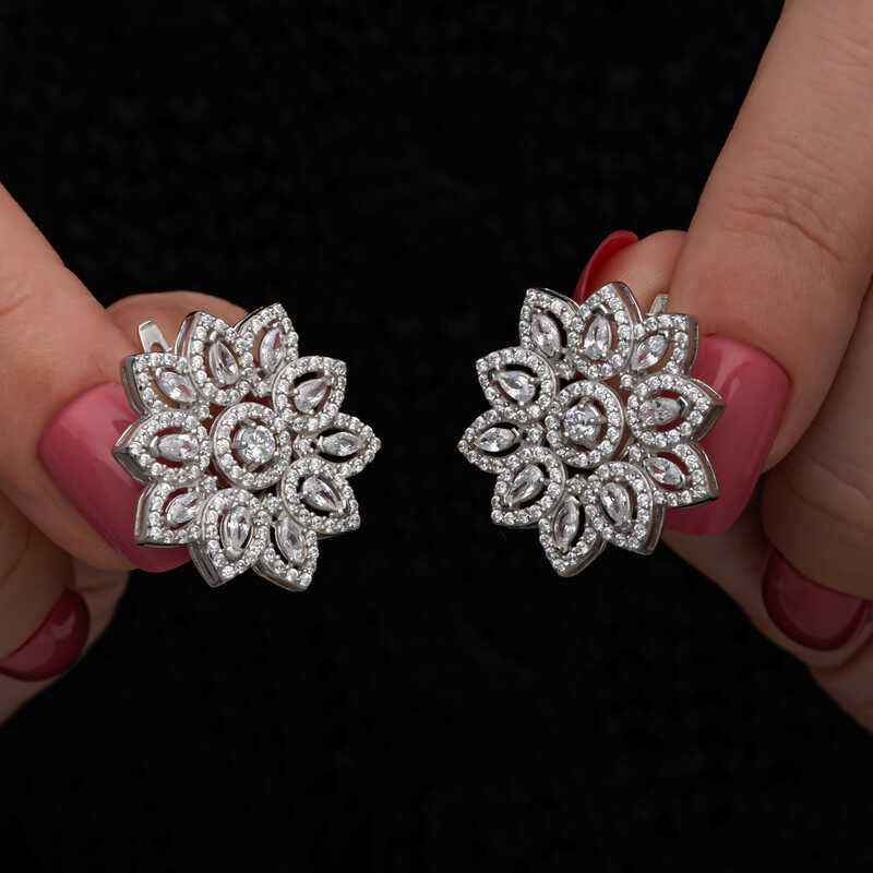 Zircon Stone Flower Women's Silver Set