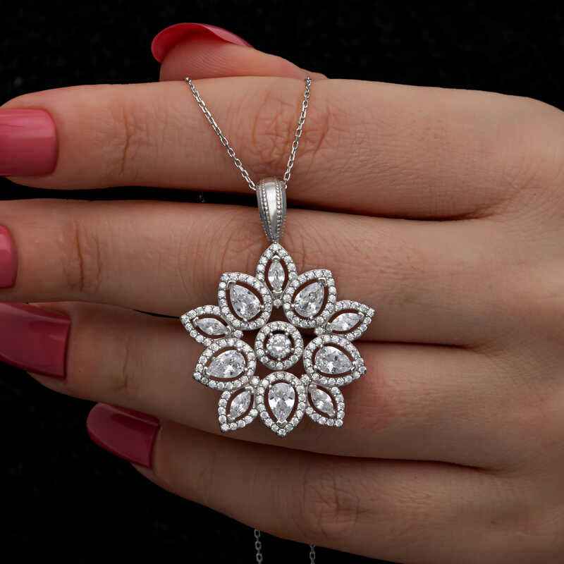 Zircon Stone Flower Women's Silver Set