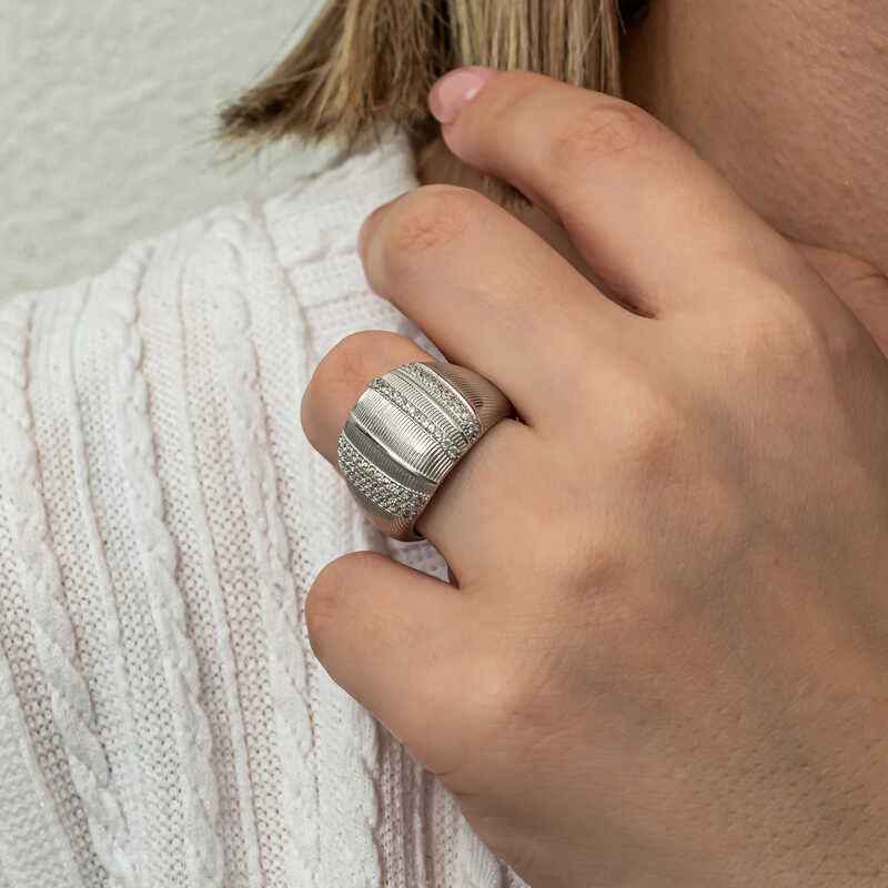Zircon Stone Women's Silver Ring