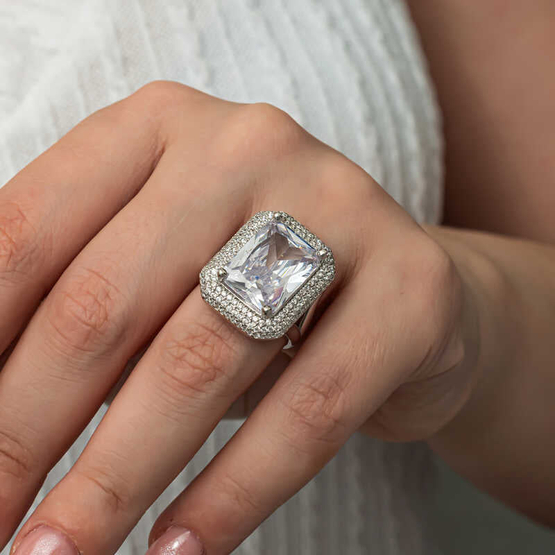 Zircon Stone Women's Silver Ring