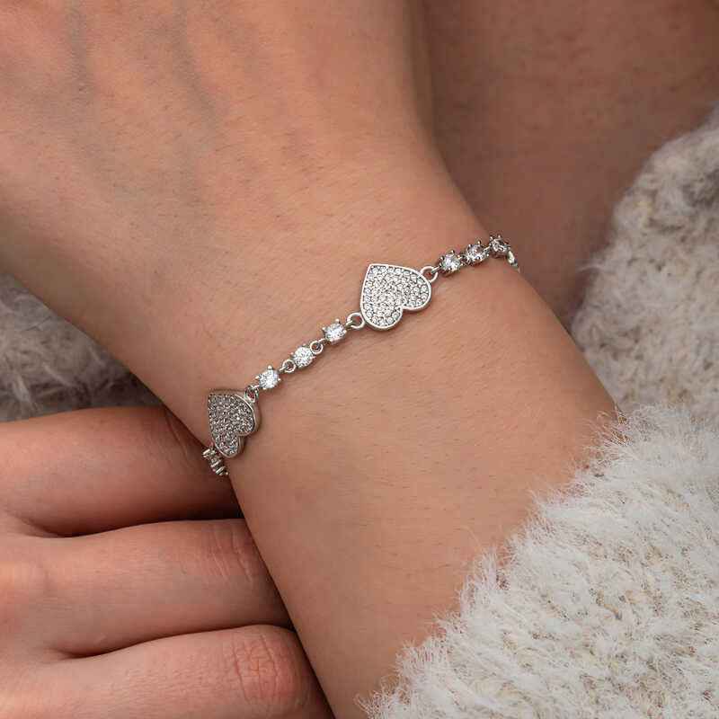 Zircon Stone Row Heart Women's Silver Bracelet