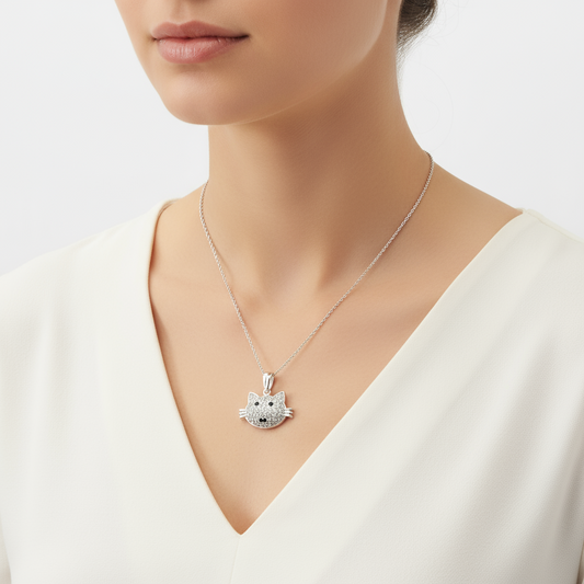 Collier en argent pour femme avec chat